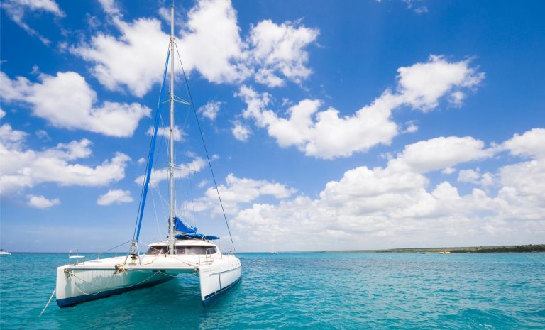Sailing Bliss: A Comprehensive Guide to Catamaran Adventures in Cancun
