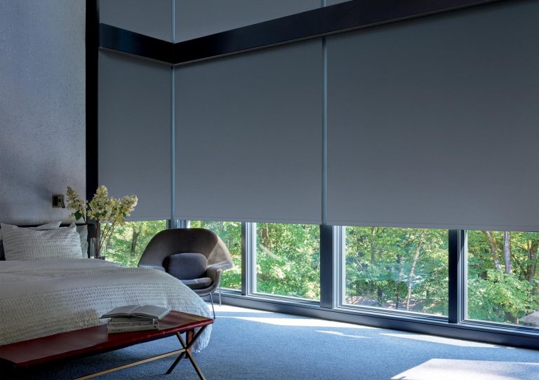Conveniently Upgrade Your House: The Advantages of Motorised Blackout Blinds